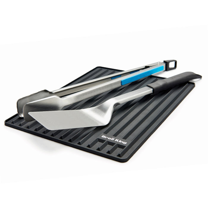 Broil King Side Shelf Mat Silicone 13.75" x 10.75" w/ Magnets 60007