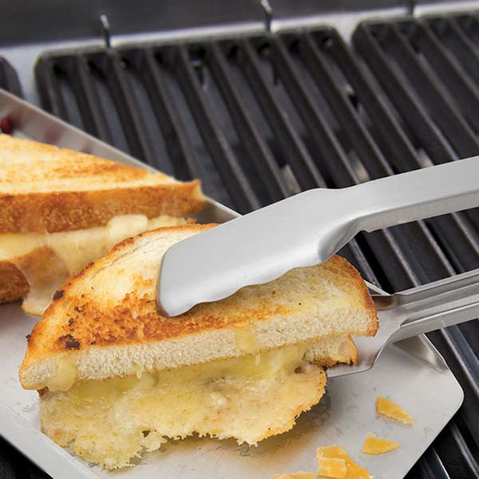 Broil King 4 Piece Baron Tool Set Tongs, Basting Brush Grill Brush Turner 64003